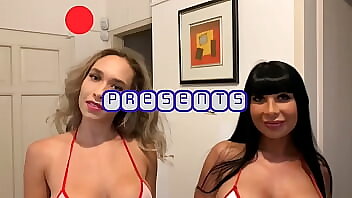 Briana Banderas and Valentina Ricci in a double cum threesome